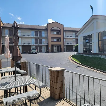 Quality Inn West